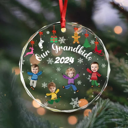 geckocustom-custom-family-our-grandkids-christmas-gift-for-grandma-grandpa-mom-dad-glass-circle-ornament-ho82-893108-36946497765553_600x